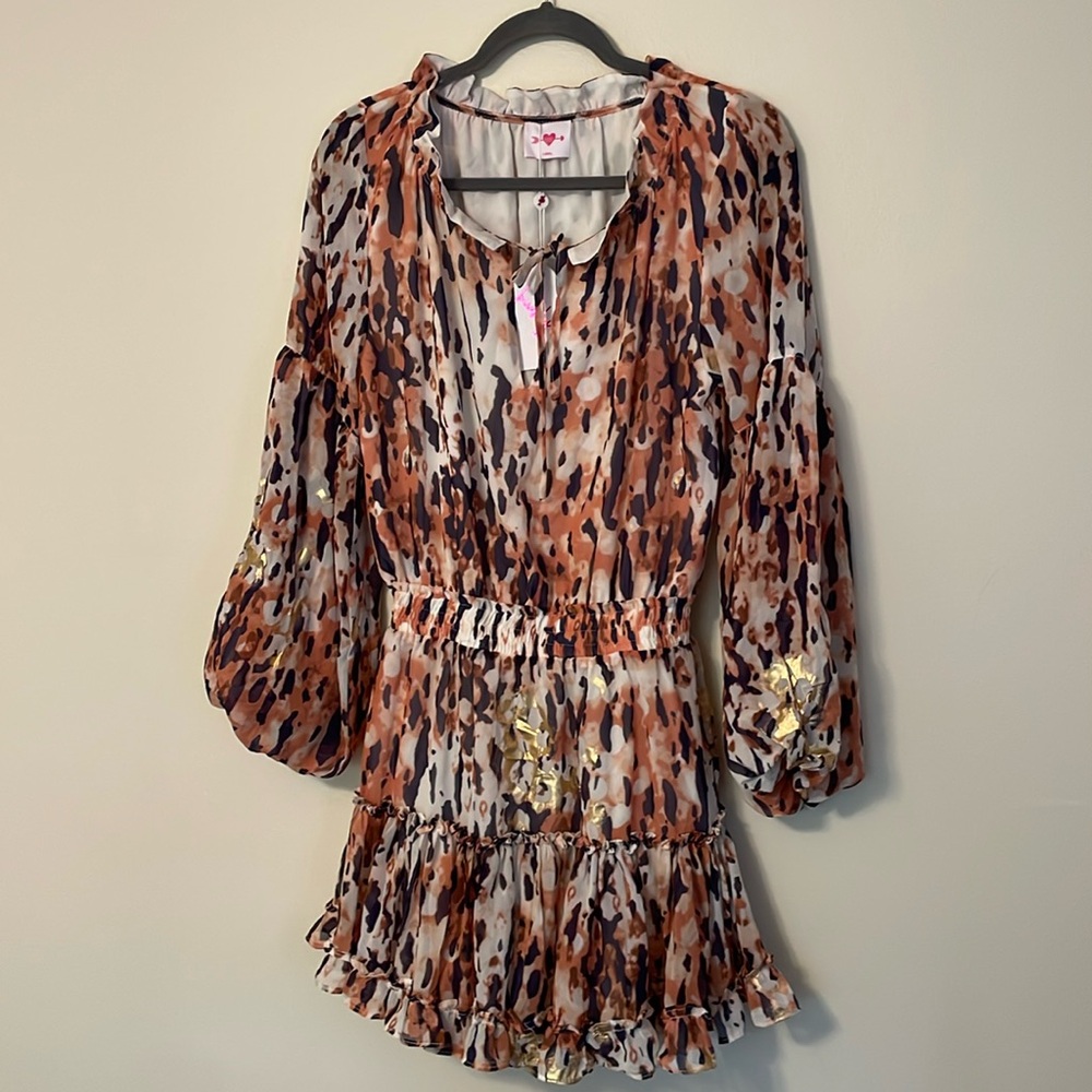 Beautiful dress with gold accents, new with tags!